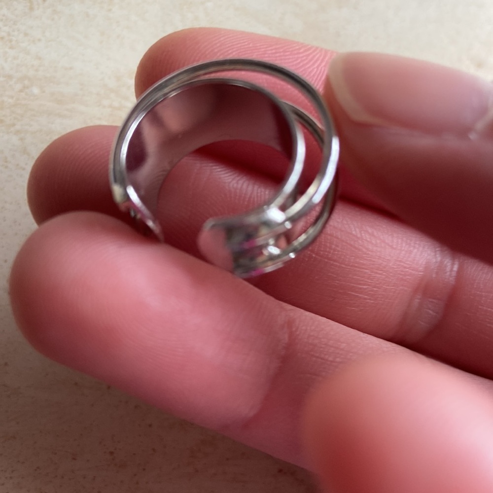 Silver Modern Design Ring - Picture 5 of 6